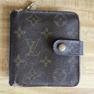 Louis Vuitton Wallet